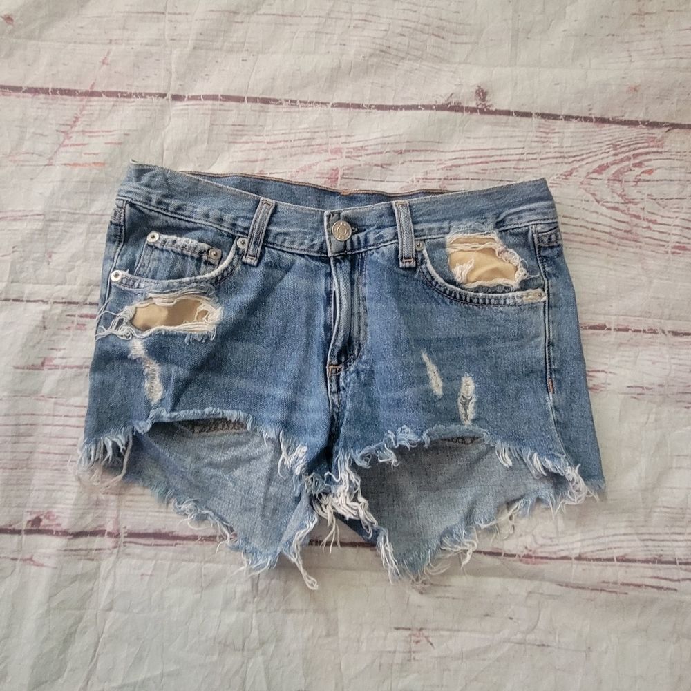 Rag & Bone Cut Off Distressed Winnie Shorts Size 24 - Picture 2 of 5